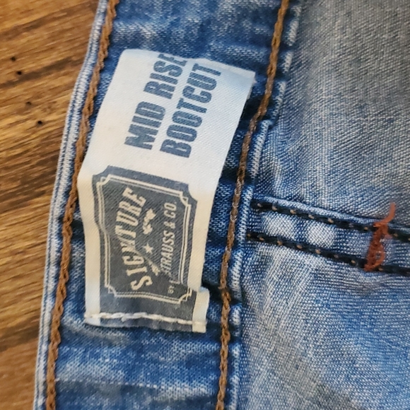Levi Strauss Signature Mid Rise Bootcut Jeans - Size Miss 4 - Picture 3 of 6